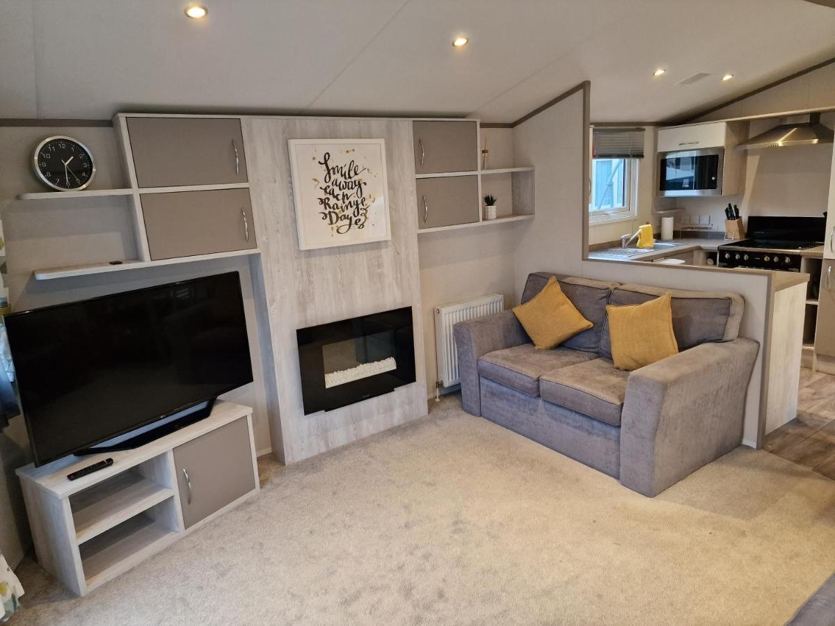 Billing Aquadrome- Bird Lake Pastures Holiday Caravan Sleep 6 นอร์ทแธมป์ตัน ภายนอก รูปภาพ