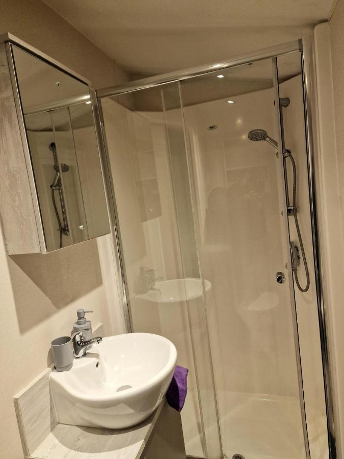 Billing Aquadrome- Bird Lake Pastures Holiday Caravan Sleep 6 นอร์ทแธมป์ตัน ภายนอก รูปภาพ