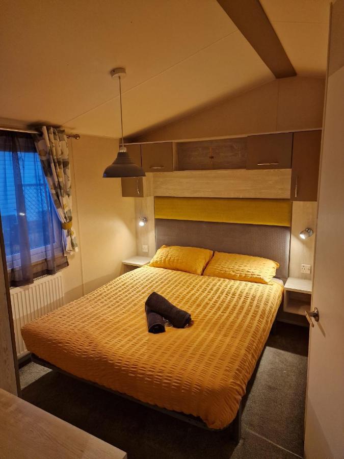 Billing Aquadrome- Bird Lake Pastures Holiday Caravan Sleep 6 นอร์ทแธมป์ตัน ภายนอก รูปภาพ